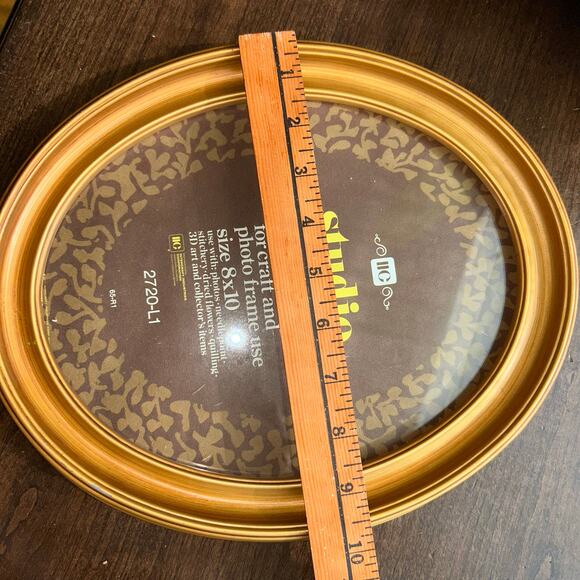NOS studio craft Vintage oval frame wood look gold vintage plastic 8 x 10 inch - Picture 10 of 10